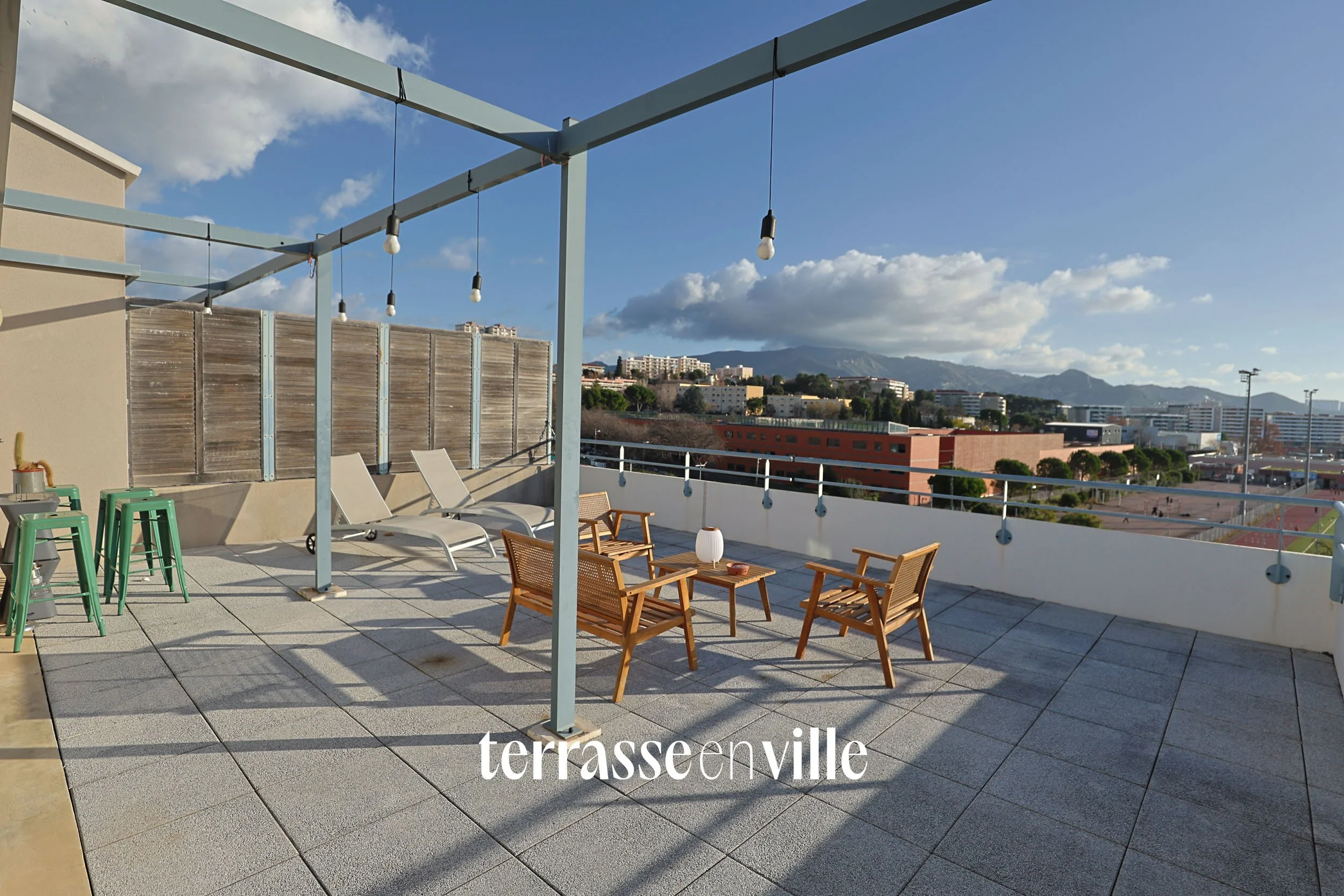 LA FOURRAGERE - 13012 - APPARTEMENT T3 - 57 m2 - TERRASSE 56M2 - 320 000€</span>