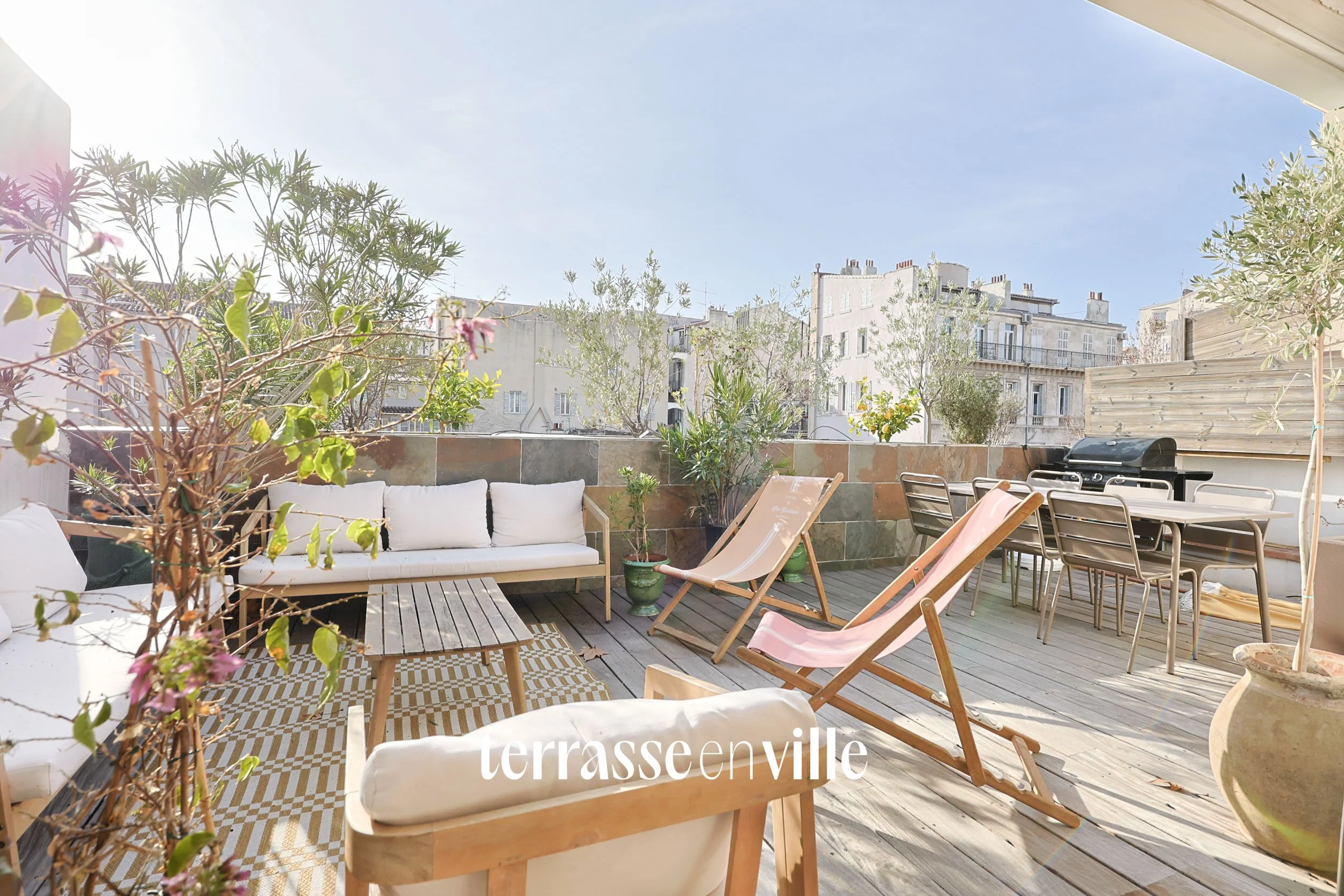 PREFECTURE / PIERRE PUGET - DUPLEX T4 - 140m2 - TERRASSE - DERNIER ETAGE - 900 000€