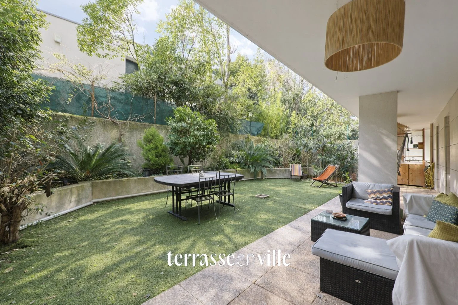 EXCLUSIVITE - CARRE D’OR - T3 - 72 M2 - JARDIN - 93 M2 - BOX - 430 000 €