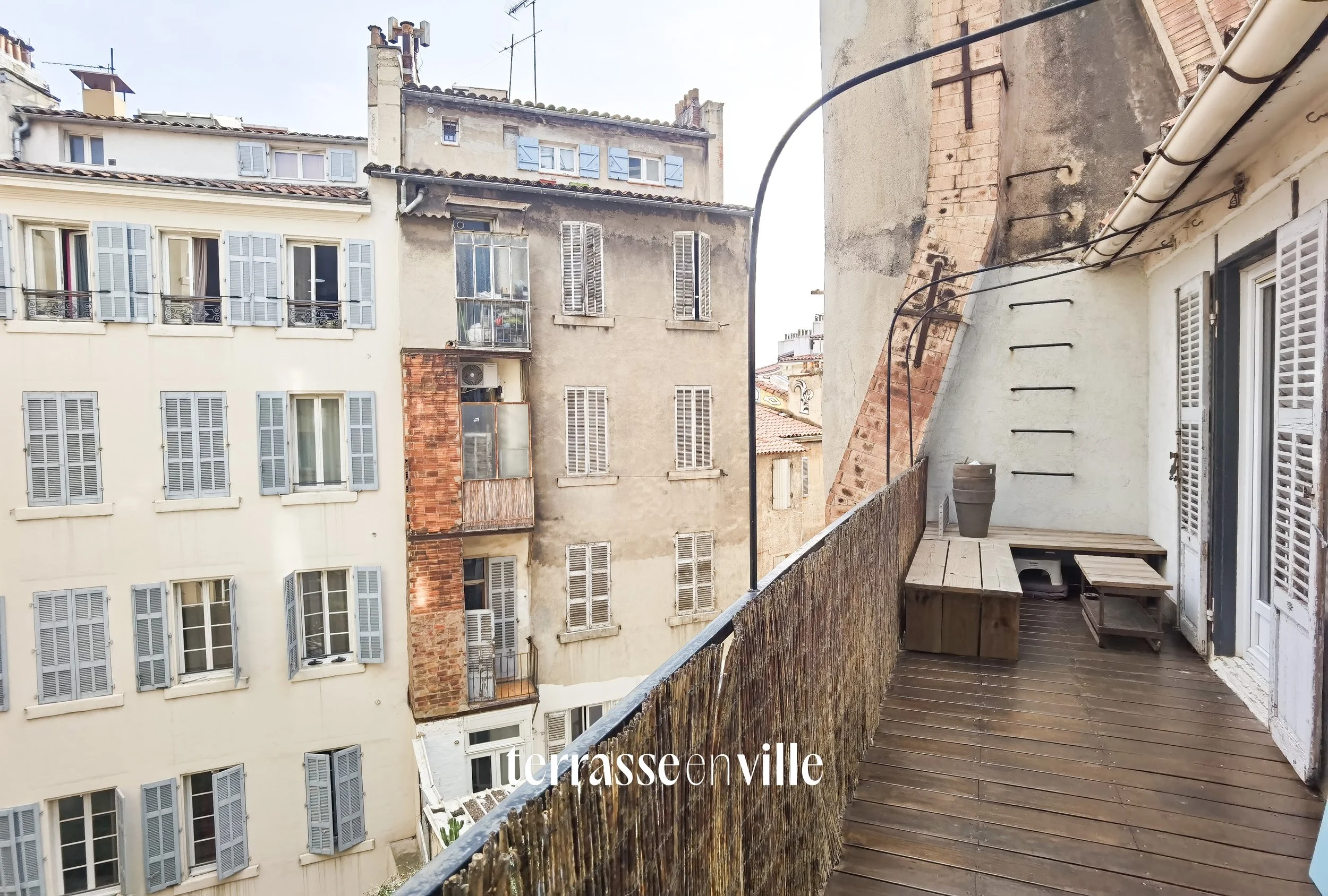 Réformés - T3 de 60 m2 - Terrasse - 1 300 €