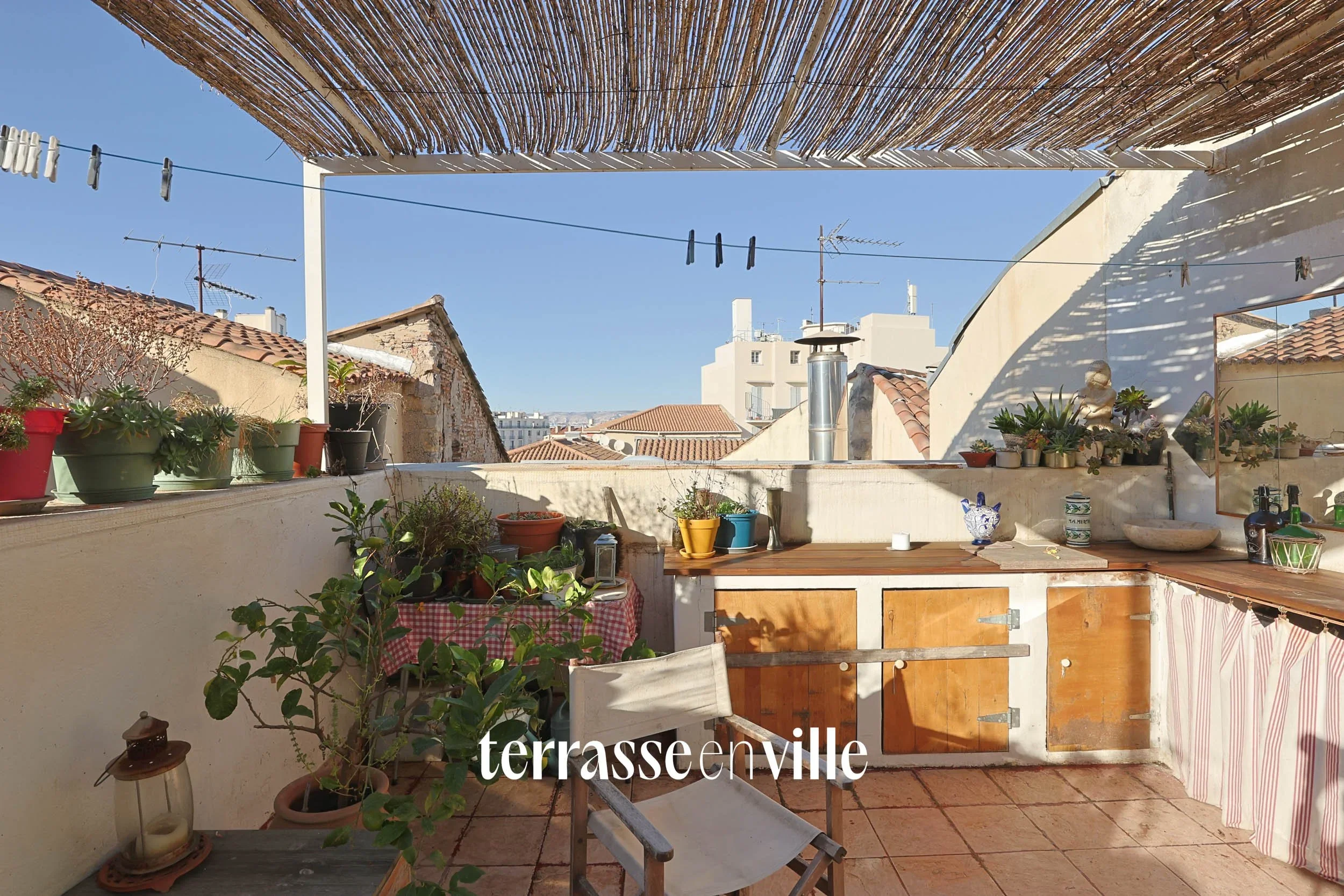 EXCLUSIVITE - PANIER - T4 - DERNIER ETAGE - TERRASSE - 450 000€