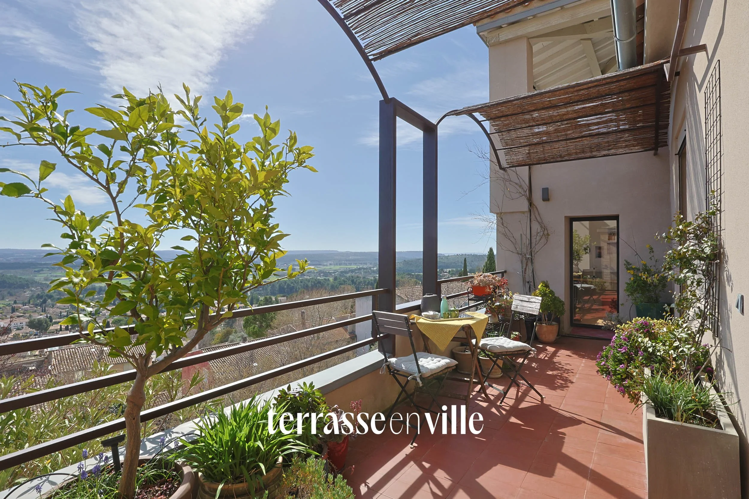  Exclusivité - Eguilles - Maison T6 - Terrasse, vue - 945 000 €