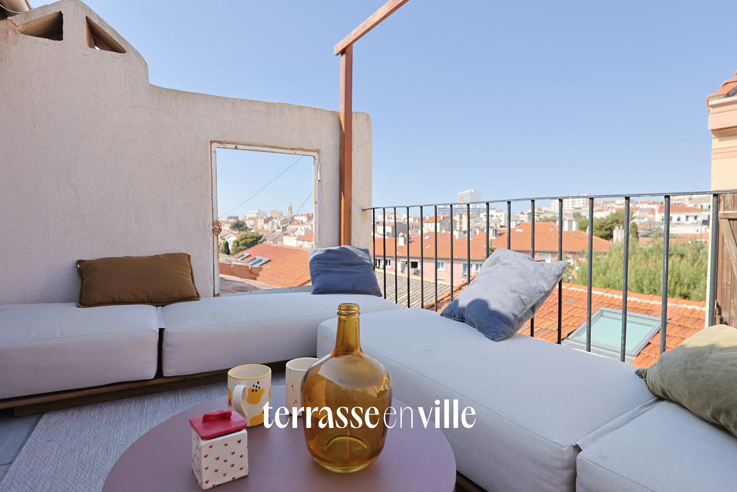 SOUS OFFRE - EXCLUSIVITE - BOMPARD - T2/3 - TERRASSE - VUE - 300 000 €