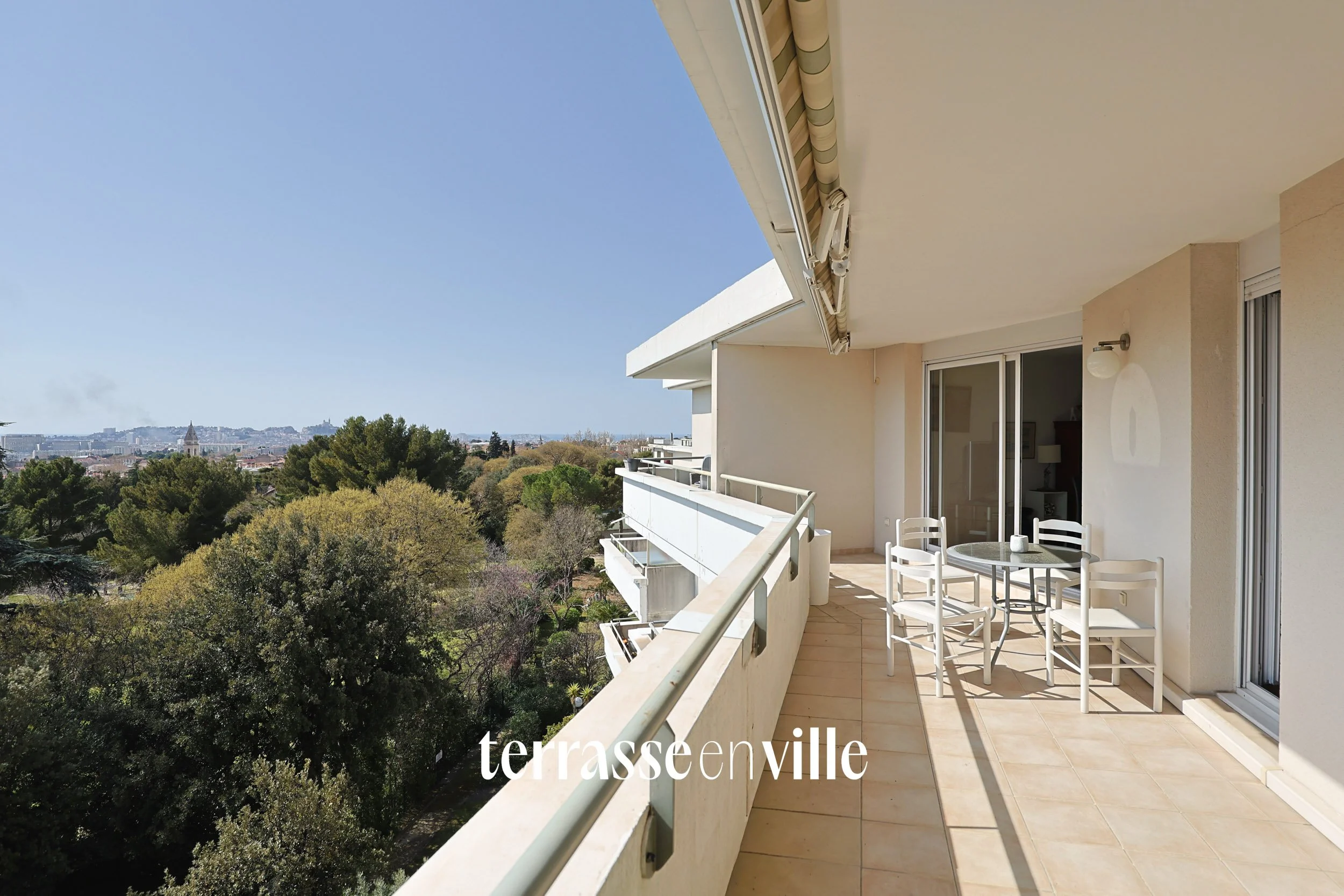 SAINT-BARNABE - APPARTEMENT T5 - TERRASSE - GARAGE/PARKING - 495 000€