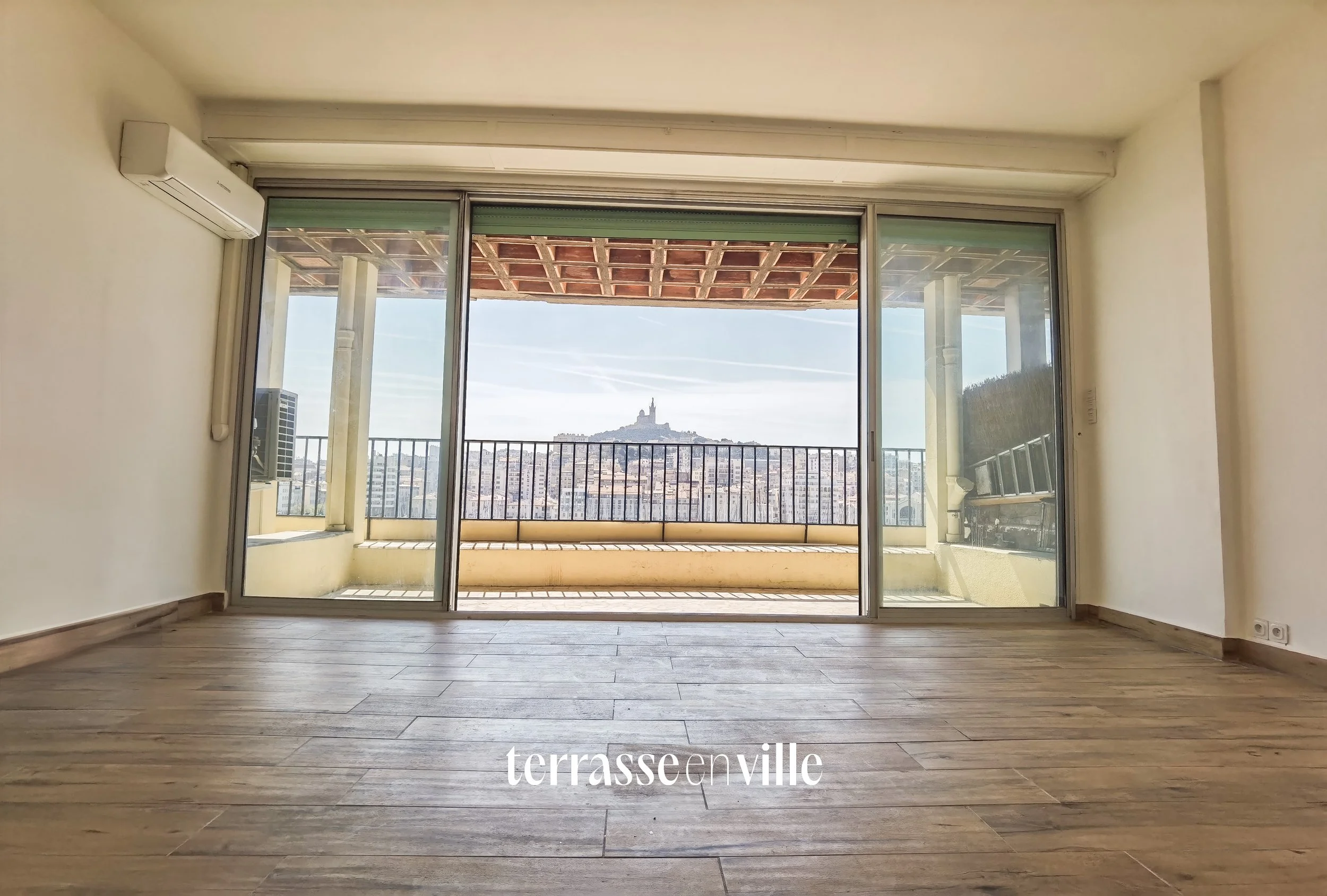 Pièce à vivre 3.jpg