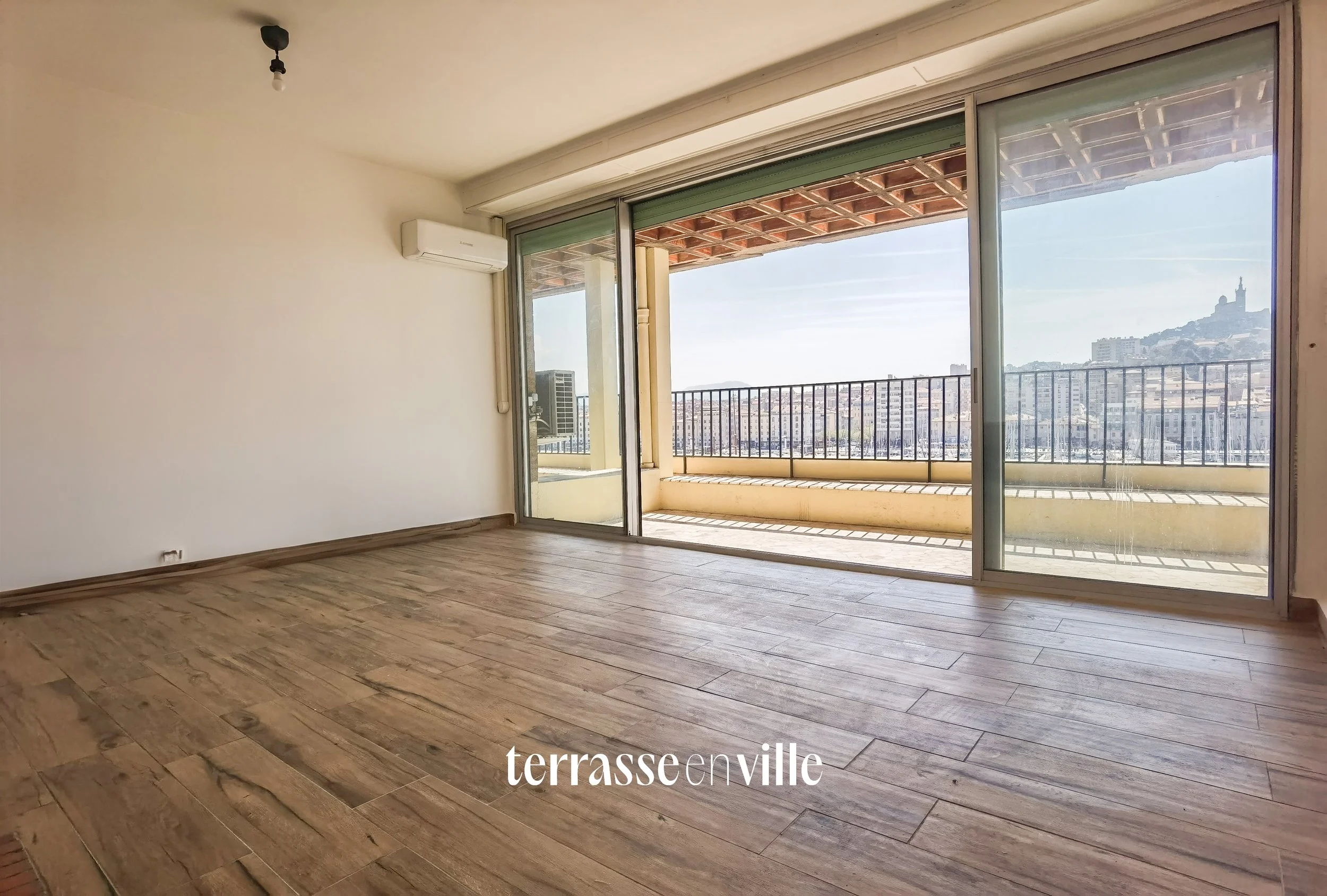 Pièce à vivre 4.jpg