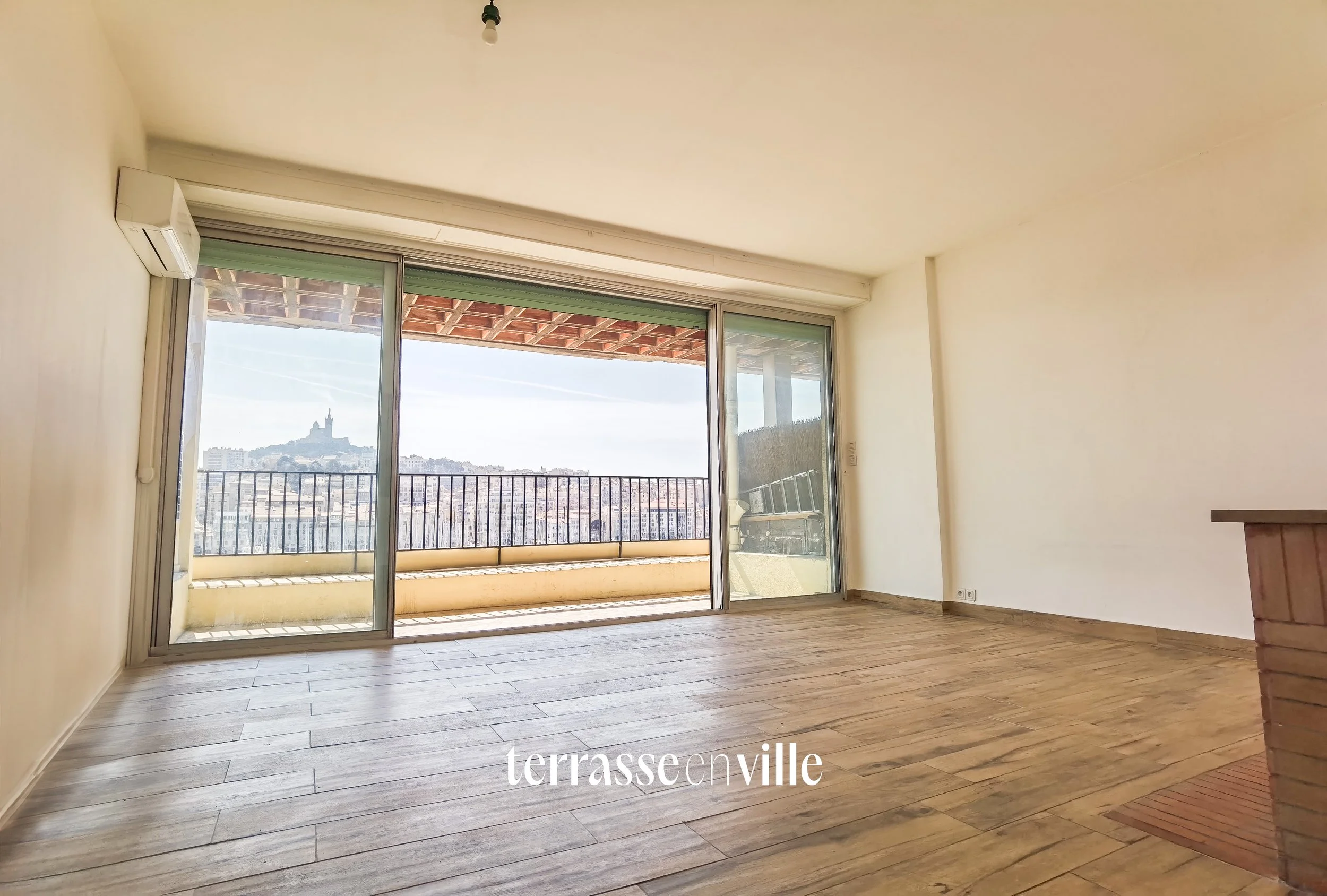 Pièce à vivre 6.jpg