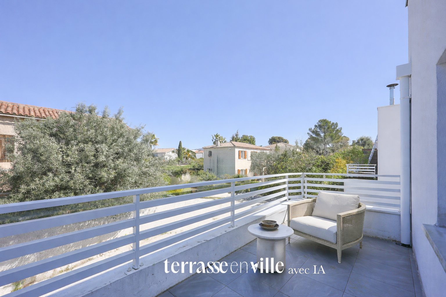 Balcon moderne et élégance méditerranéenne copie.jpg