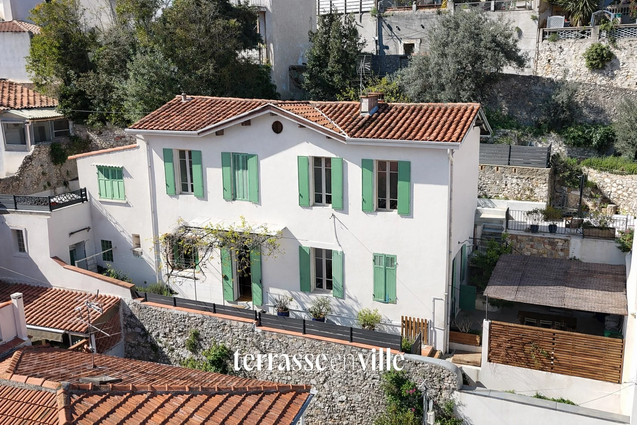 EXCLUSIVITE - ROUCAS BLANC - MAISON - JARDIN - PISCINE - 1 250 000 €