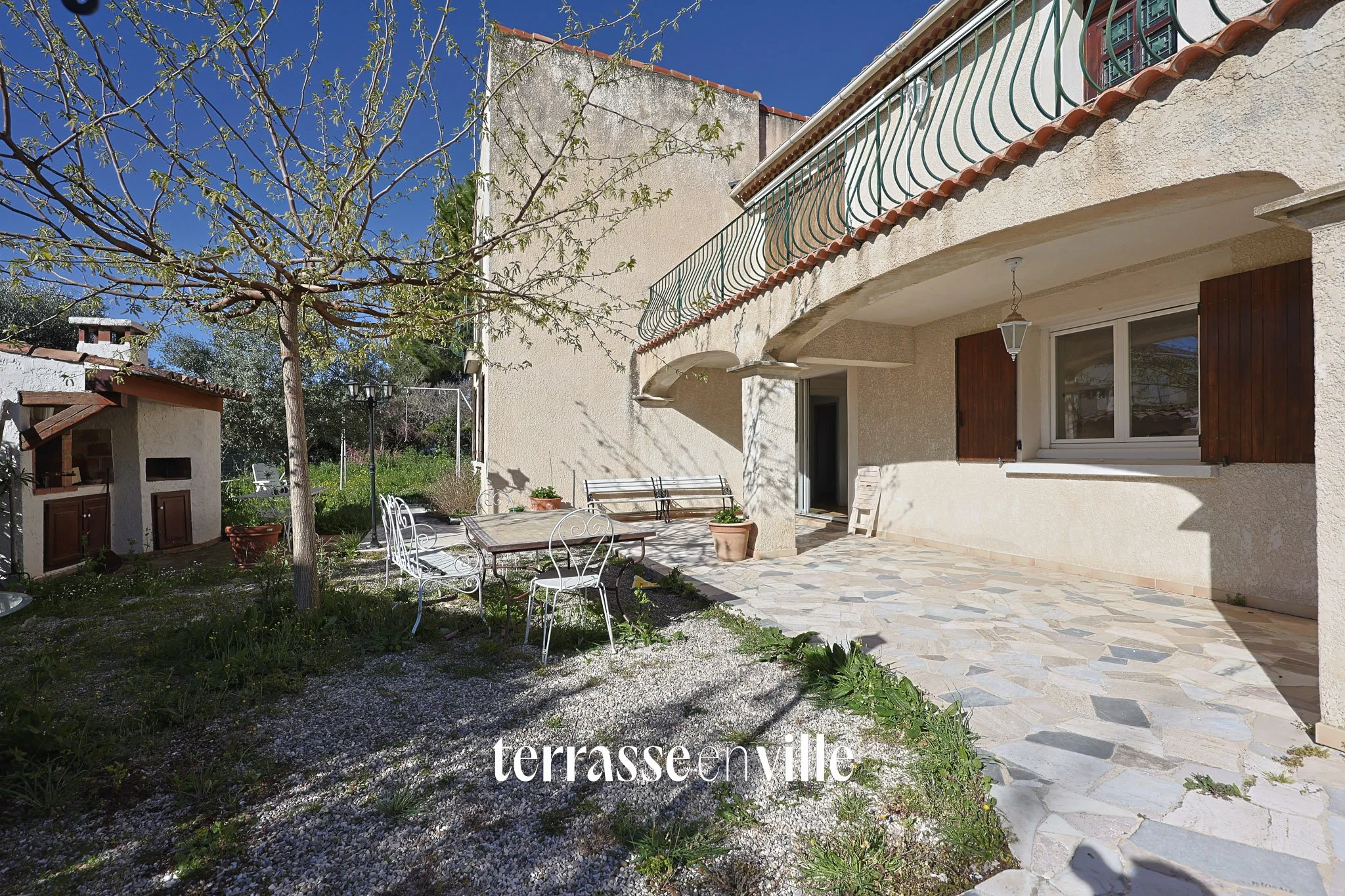 PLAN-DE-CUQUES - T4 REZ DE JARDIN 90M2 - JARDIN - PARKING - 346 000€ 