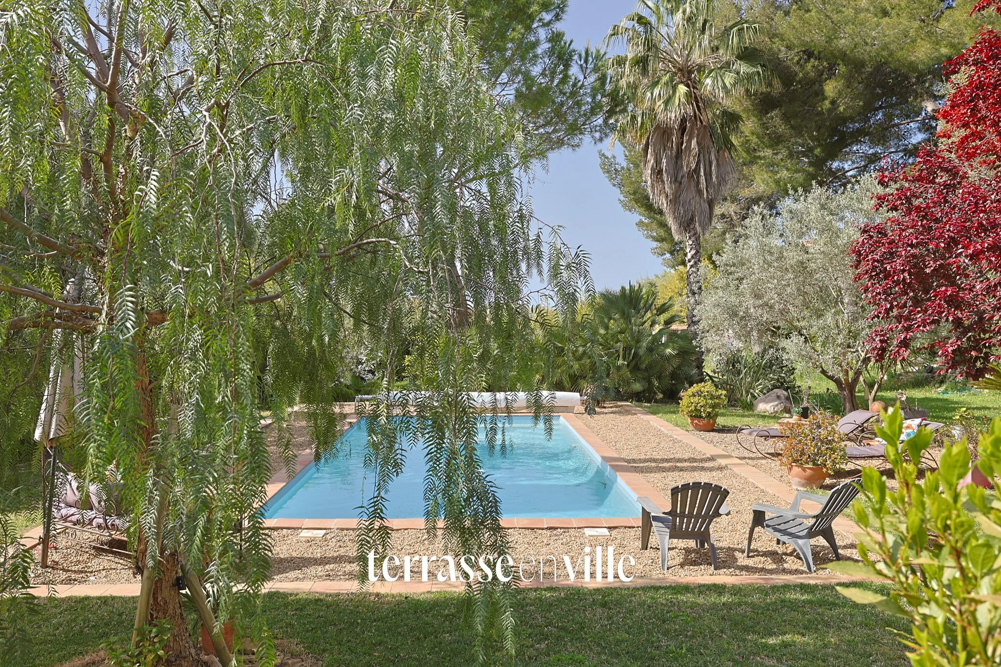 SANARY - MAISON 177M2 - PARCELLE 2400M2 - PISCINE - GARAGE  - 1 595 000€