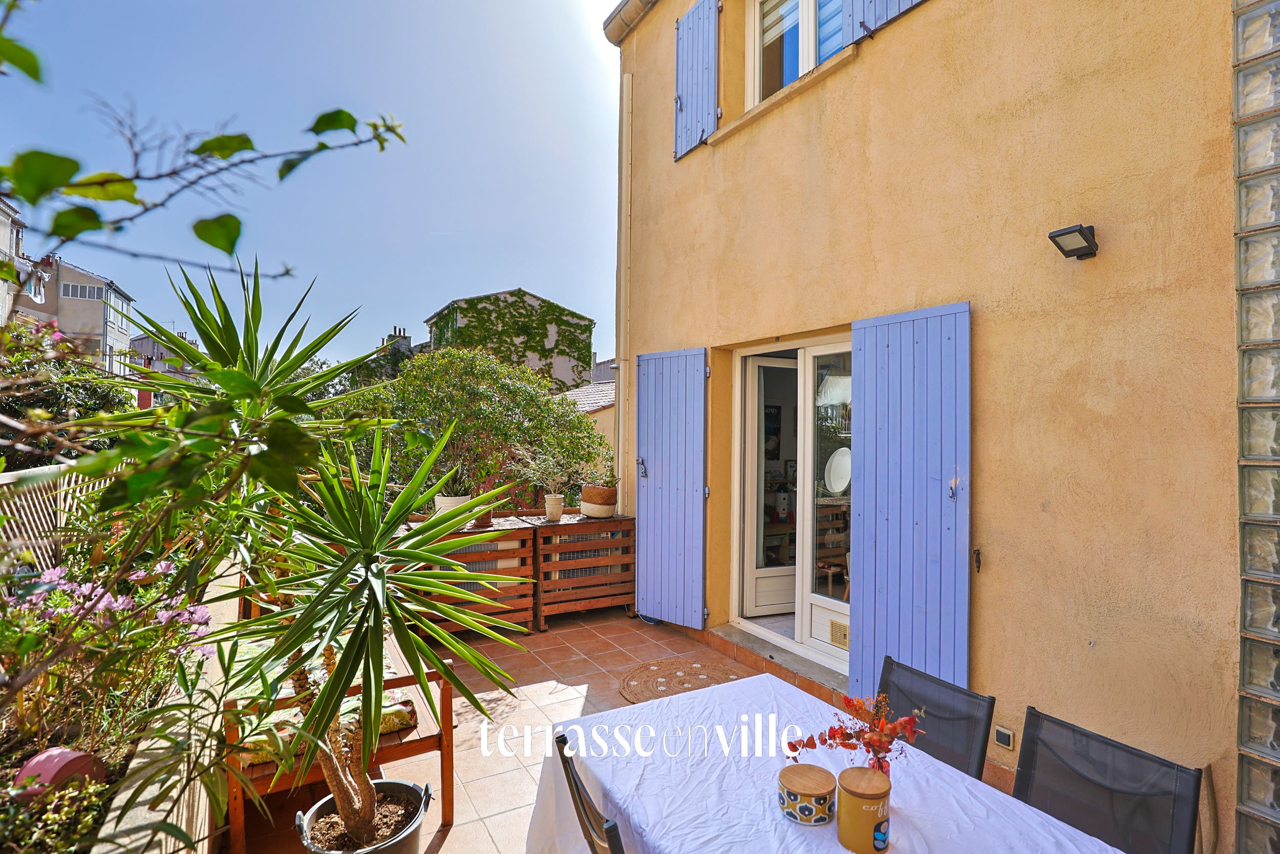 EXCLUSIVITÉ - CAMAS/ EUGENE PIERRE - MAISON T4 - TERRASSE - GARAGE - 445 000 EUROS