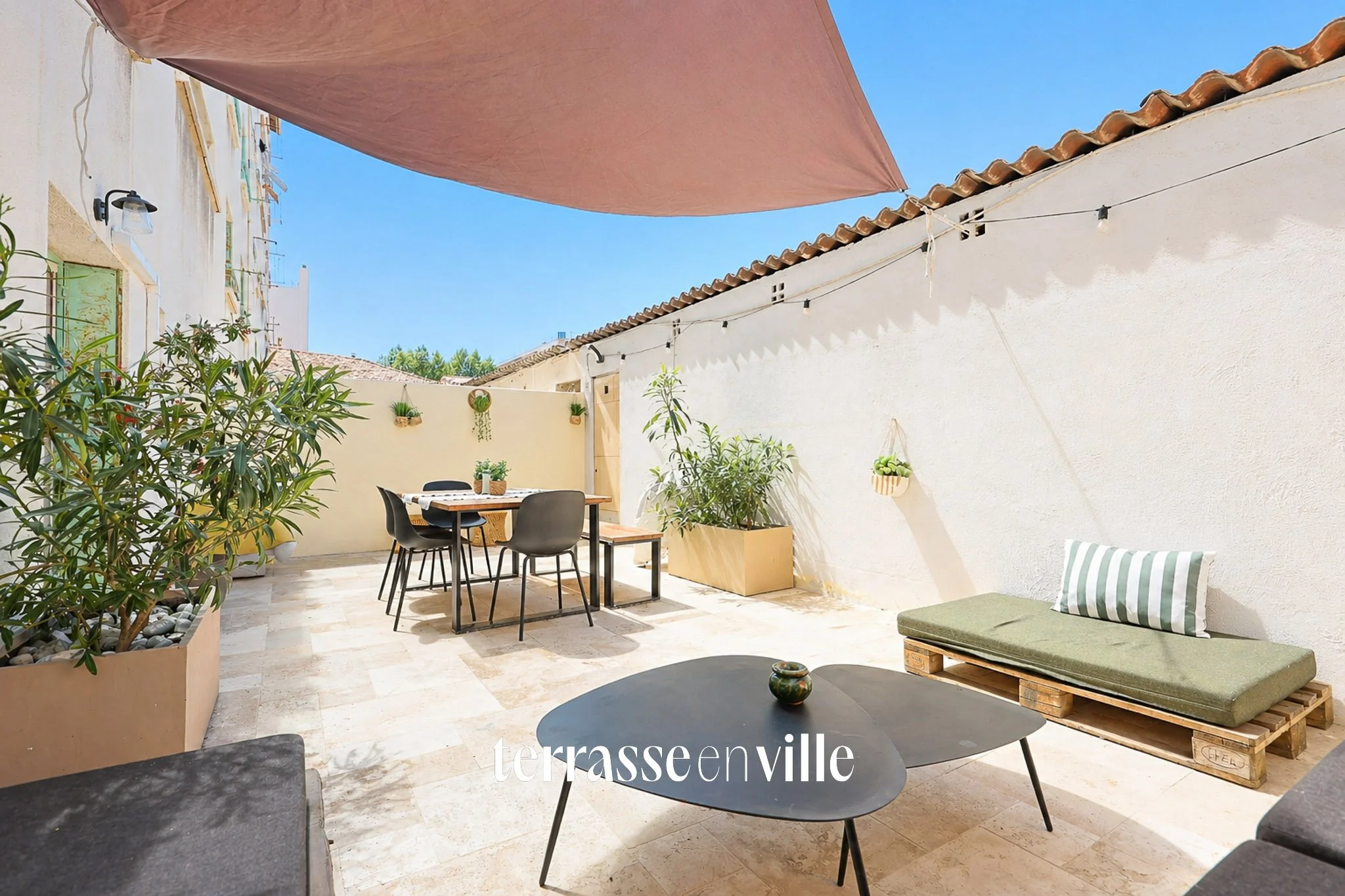 EXCLUSIVITE -  ENDOUME- T3 - TERRASSE - 63M2 - 420 000€