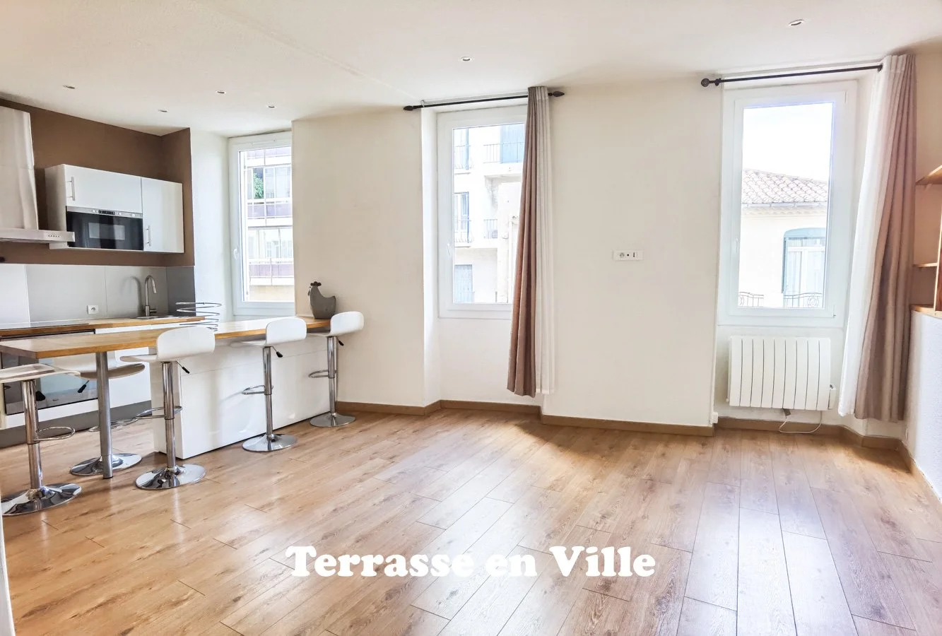 Endoume - T1/2 non meublé - 830€