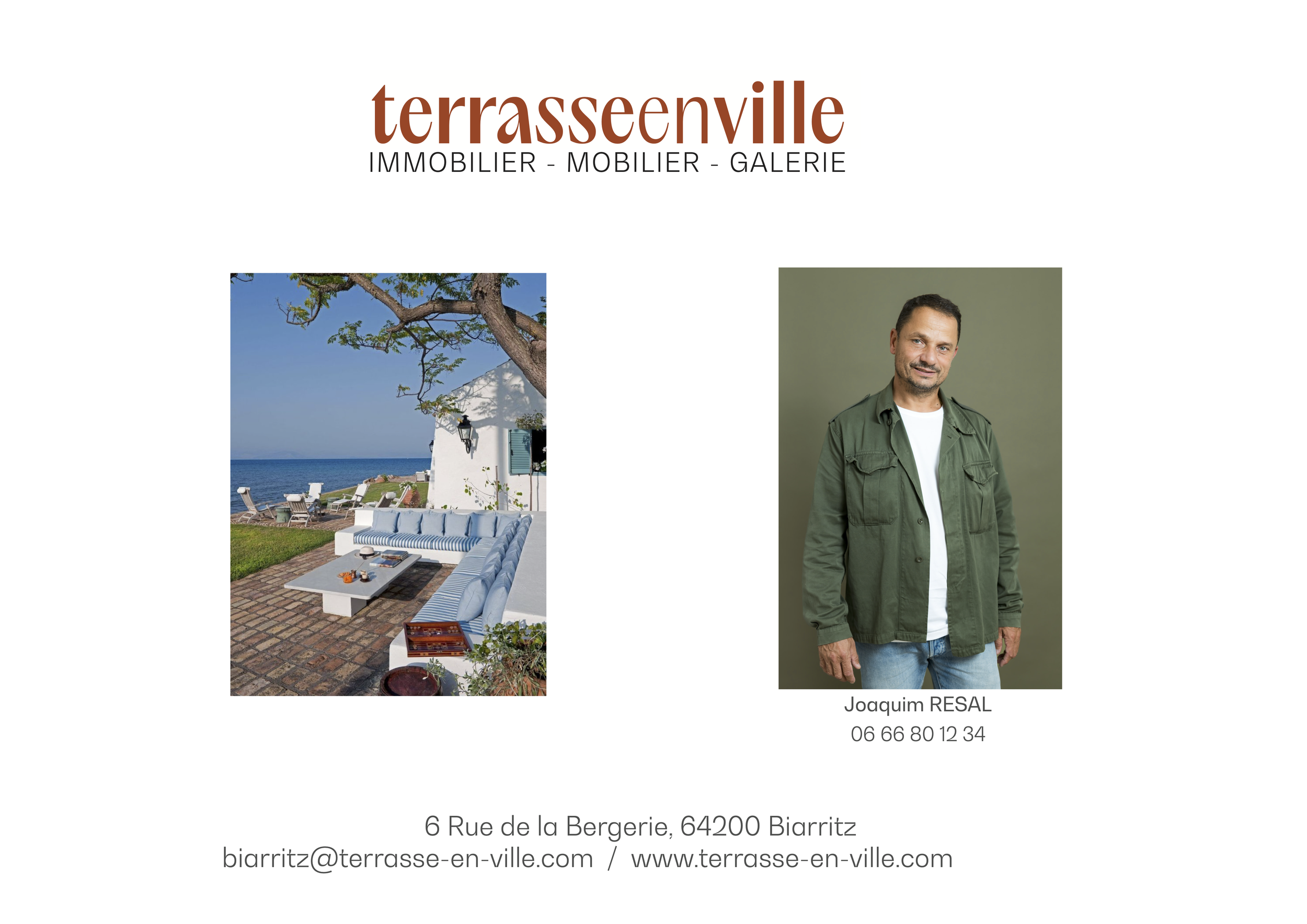 Page de publicité immobilière avec deux images côte à côte. La première montre une terrasse en plein air avec vue sur la mer, meubles d'extérieur et un arbre, le tout sous un ciel bleu. La deuxième est une photo portrait d'un homme souriant portant u