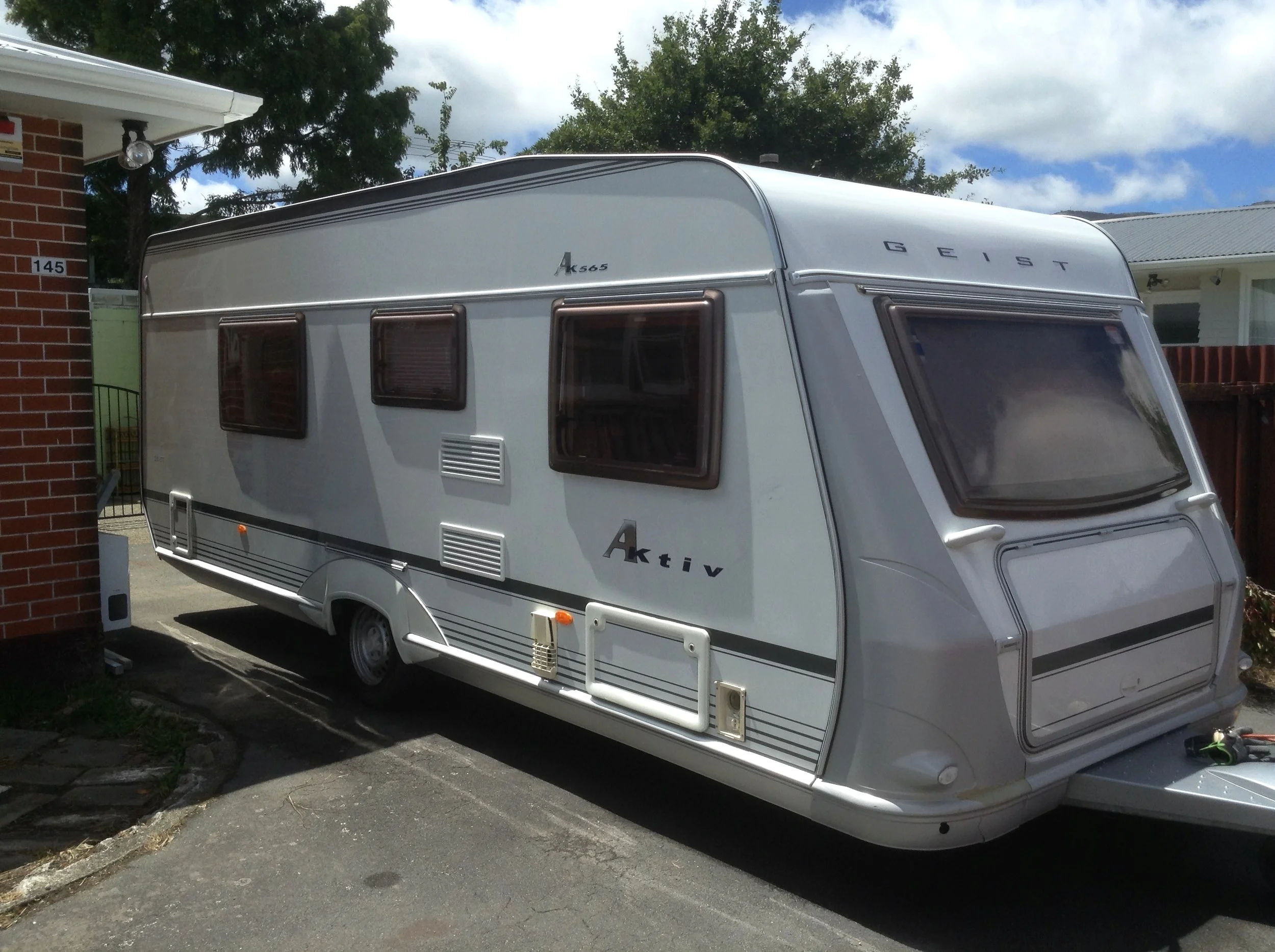 Caravans & Motorhomes