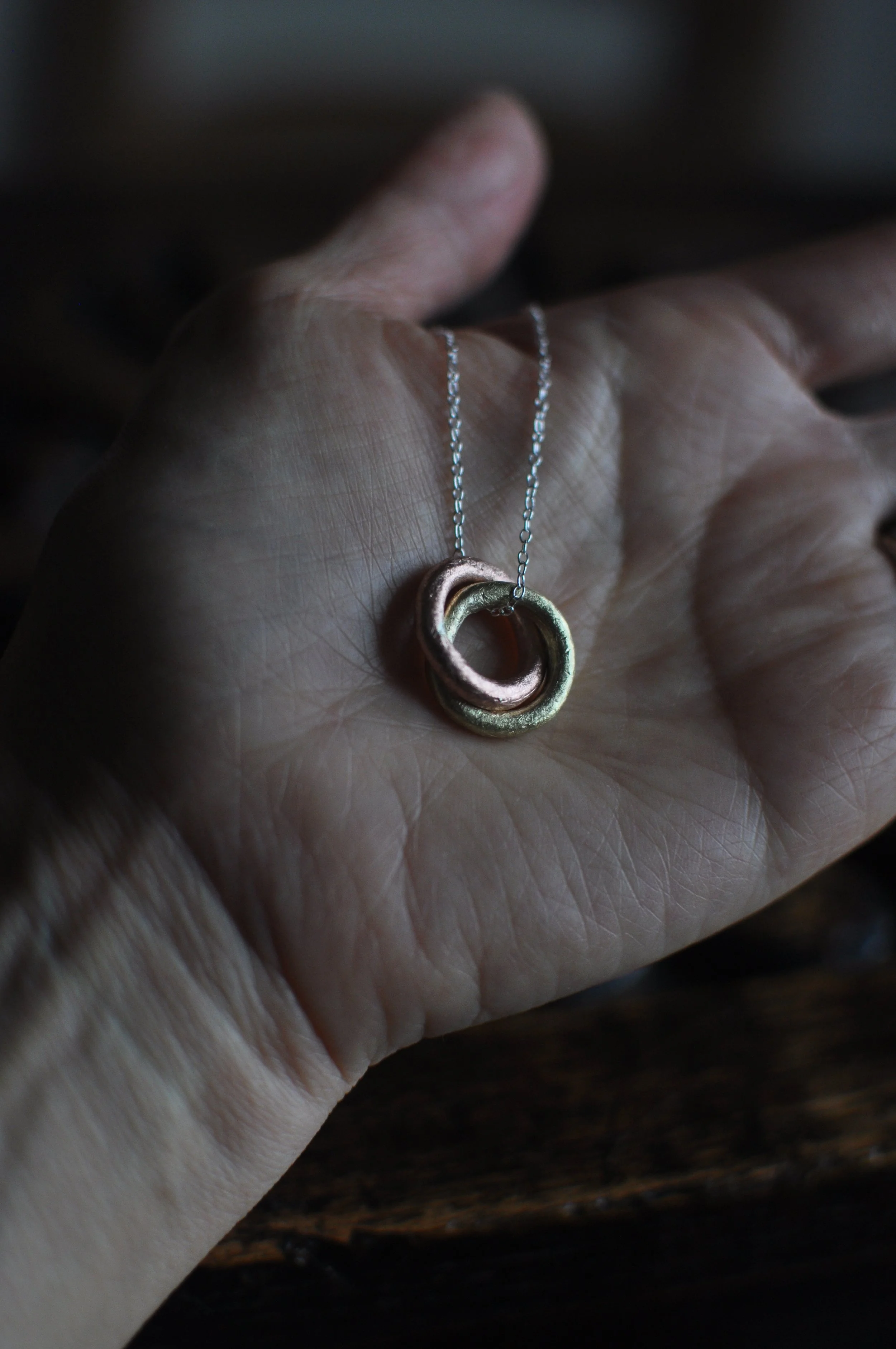 CONNECTION Double-ring Charm Necklace