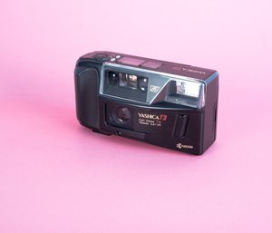 Yashica T3 — Illumithek