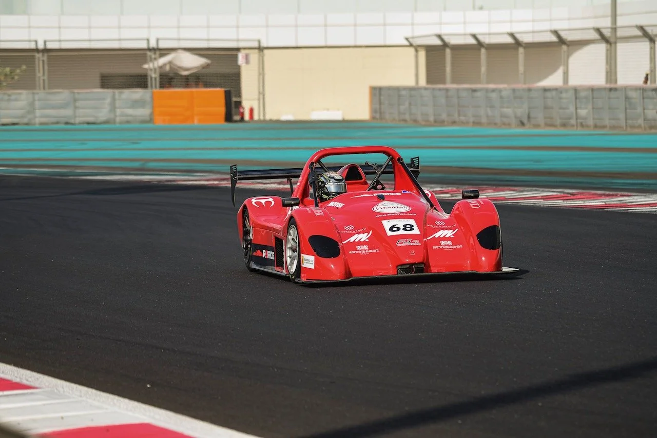 Mazza and Monie re-sign with R2Race — Gulf Radical Cup