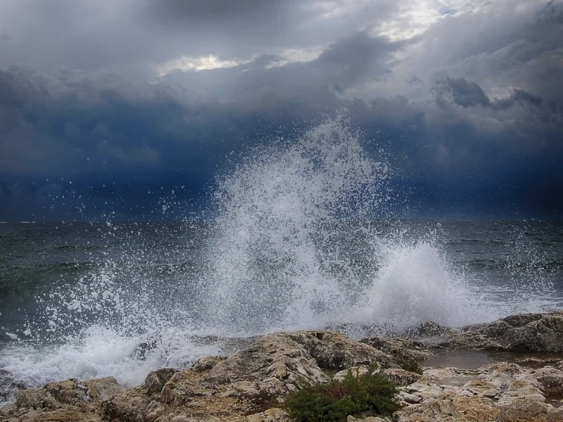 LOOK AWAY NOW IF YOU DON'T WANT TO SEE THE WEATHER FOR AFTER THE BANK HOLIDAY WEEKEND