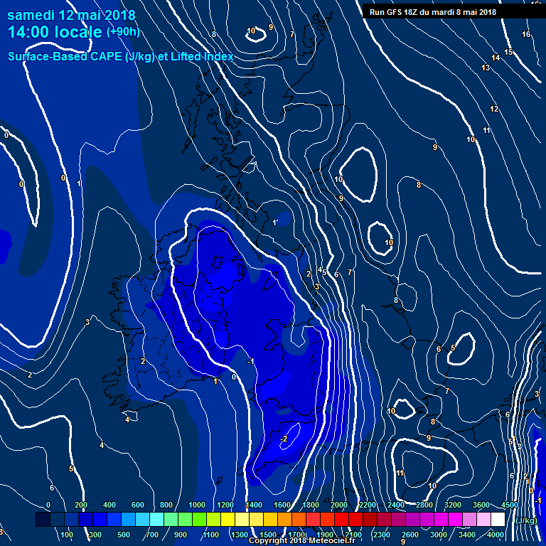 Unstable air over Ireland and good cape which could lead to a few slow moving heavy showers developing into thunderstorms over Saturday