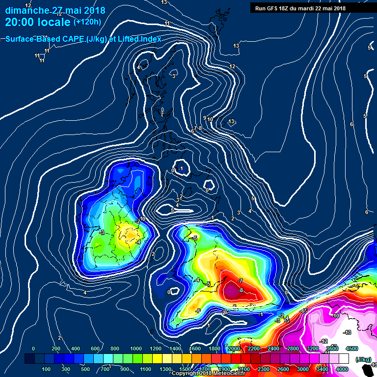 Risk of thunderstorms this weekend and over next week across Ireland due to very warm and humid conditions