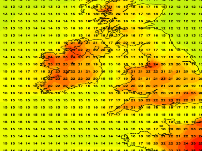 BANK HOILDAY WEATHER UPDATE- WARM WITH SOME SUNSHINE BUT ALSO THE RISK OF THUNDERY SHOWERS