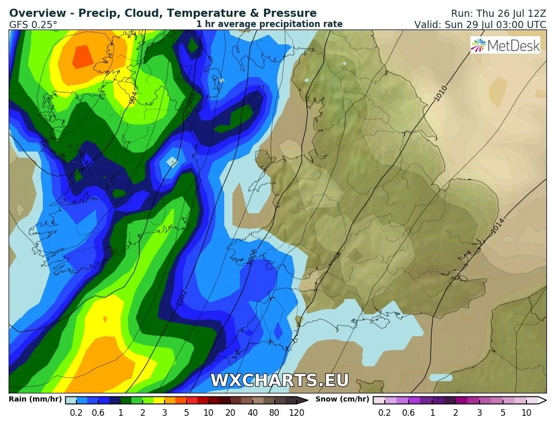 Heavy rainfall moving across Ireland Sunday morning moving eastwards