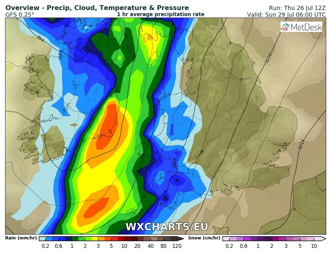 Heavy rainfall moving across Ireland Sunday morning moving eastwards