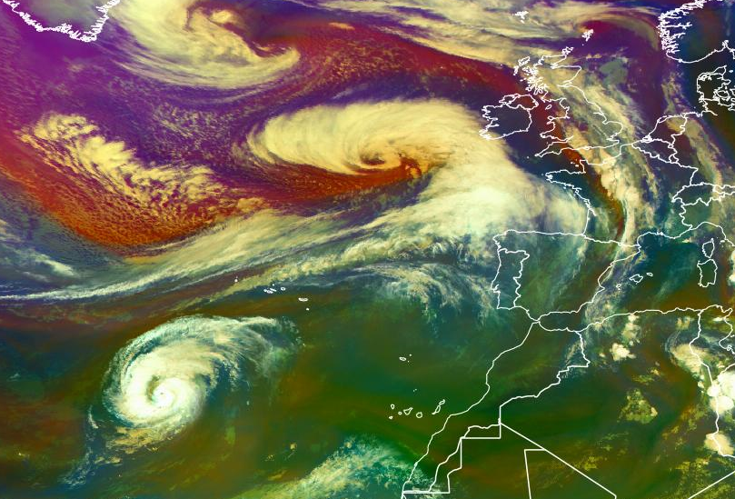 First image is showing the different air mass with cold air to the north and warmer air mass to the south. On the first image you will notice Storm Callum of to the southwest and west of Ireland and Hurricane Leslie of the west coast of Africa and the Canary Islands