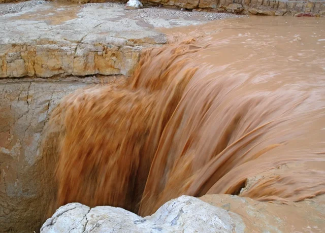 free_israel_photos_places_zin_flood_640.jpg