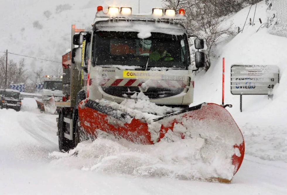Parts of Spain hit with record historic snowfall with a record low of -34.1C