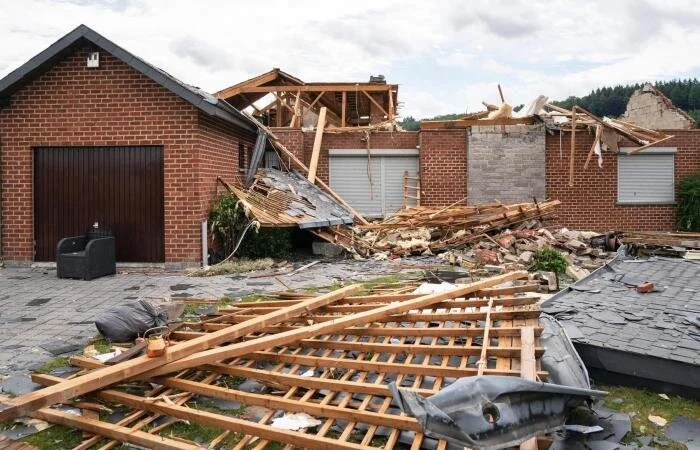 Severe thunderstorms hit Belgium with 17 injured &amp; 92 homes severely damaged by small tornado