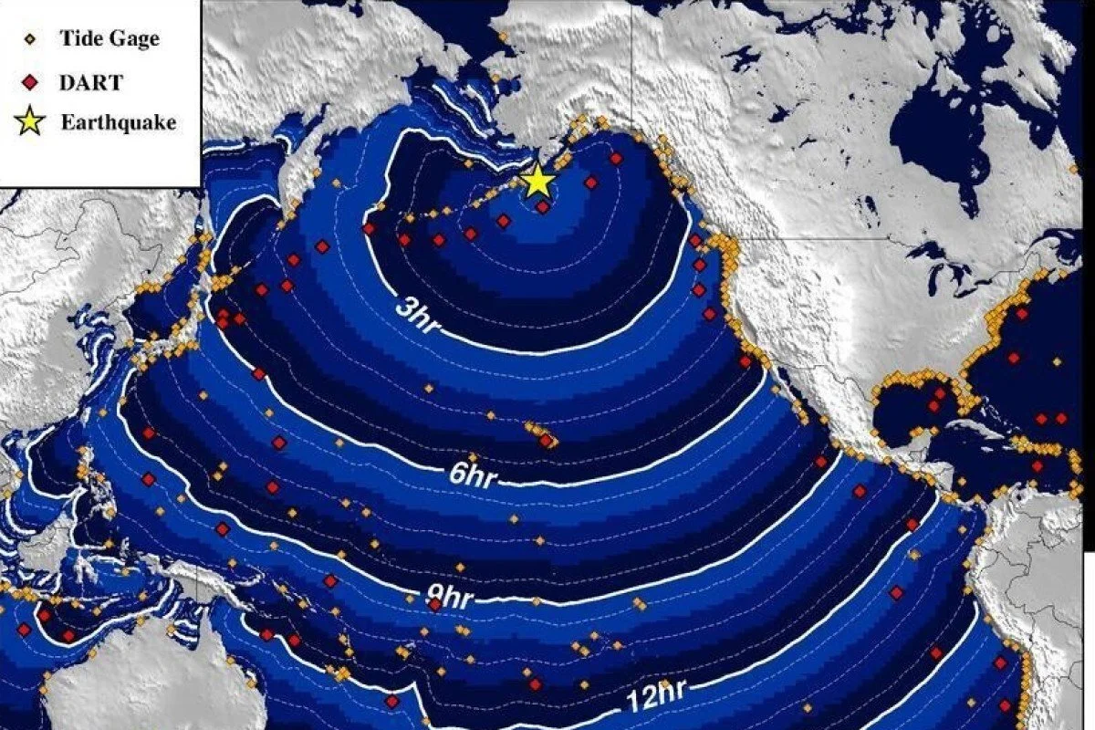 BREAKING NEWS - Tsunami warning in effect for Alaskan coast after an 8.2 earthquake