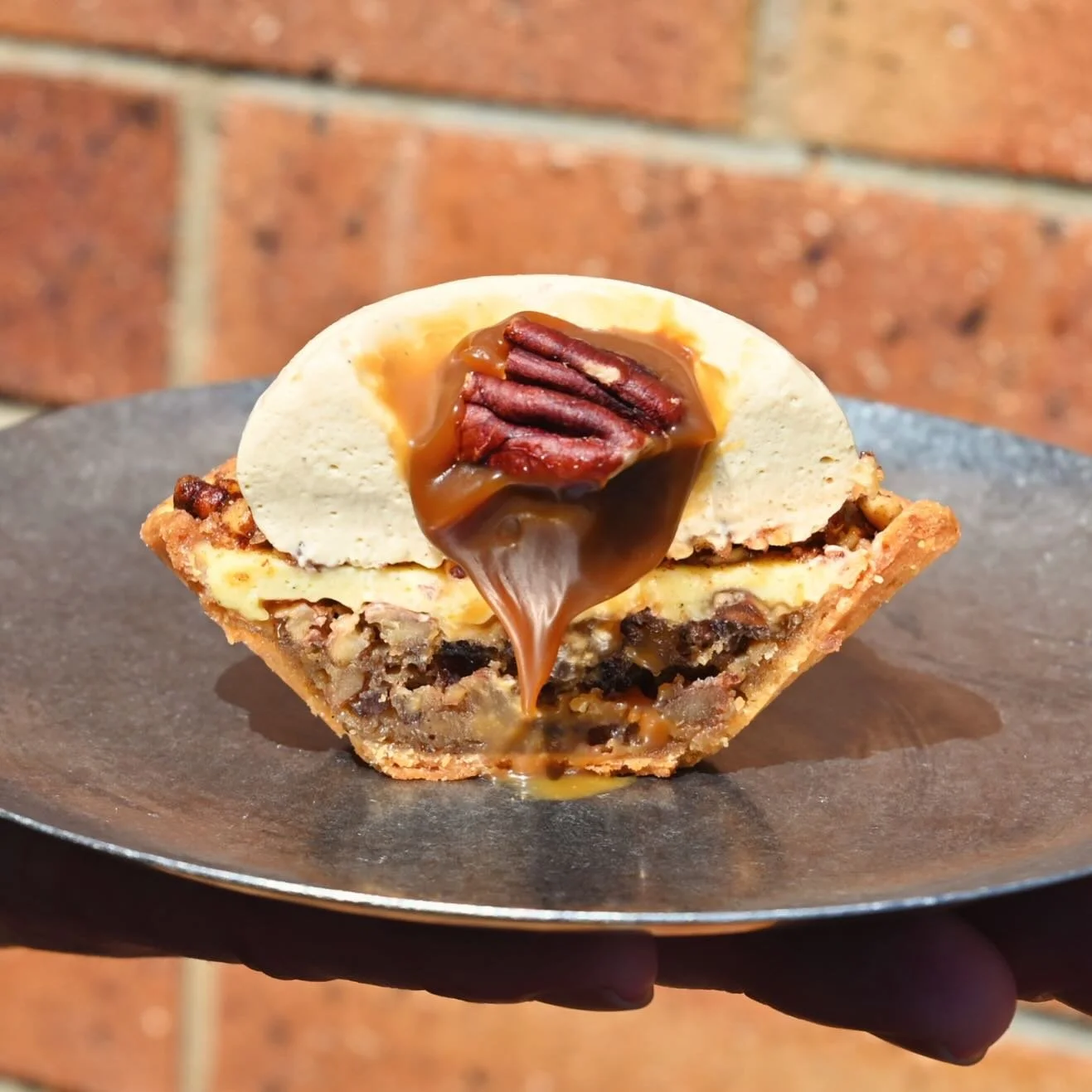 Thanks for such a busy weekend 🫶

Lots of these went out - maple pecan, vanilla cremeux, espresso mousse, espresso caramel. One of our classics and a firm staff - and customer - fave!

Back planning, trialling, prepping and excited for another week 