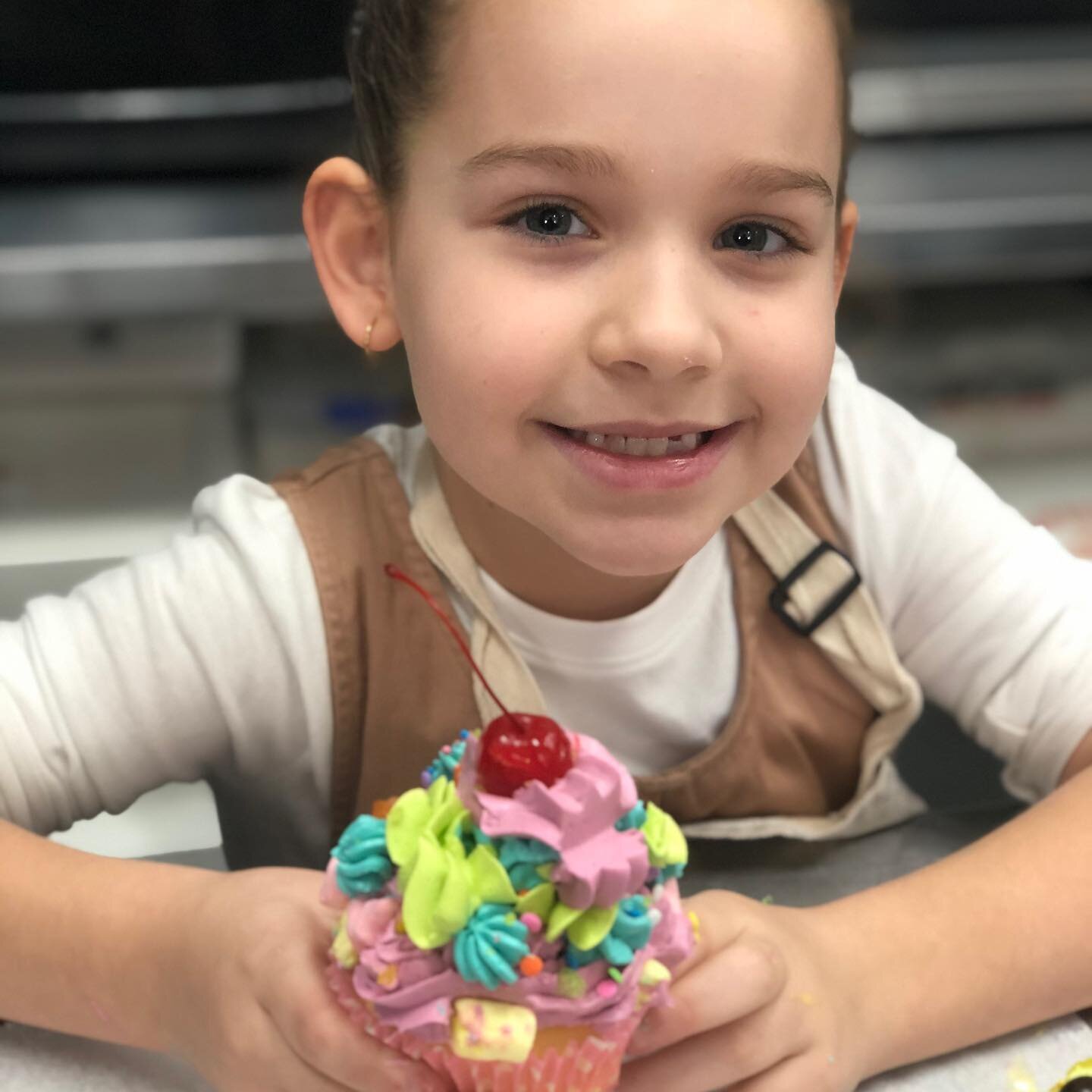 LAST CHANCE to book in for our KID&rsquo;S EASTER DECORATING CLASS!  Tonnes of delicious colourful fun for ages 6-12.  Book now via our website.

#perthkids #perthkidz #perthmums #perthtodo #perthfoodie #perthfoodadventures #westleederville #perthlif