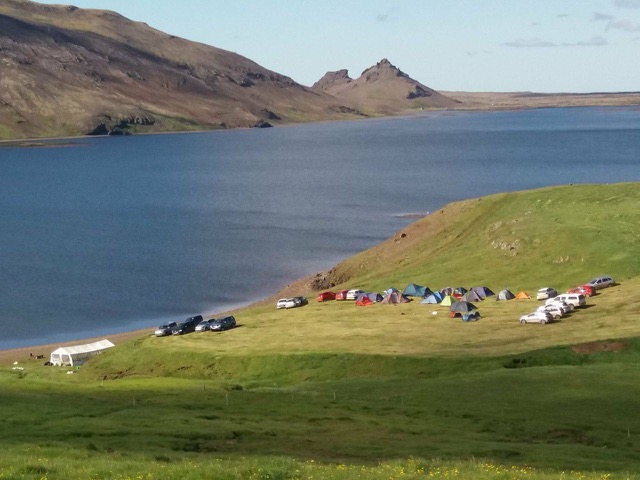 Hallkelsstadahlid-Camping.jpeg