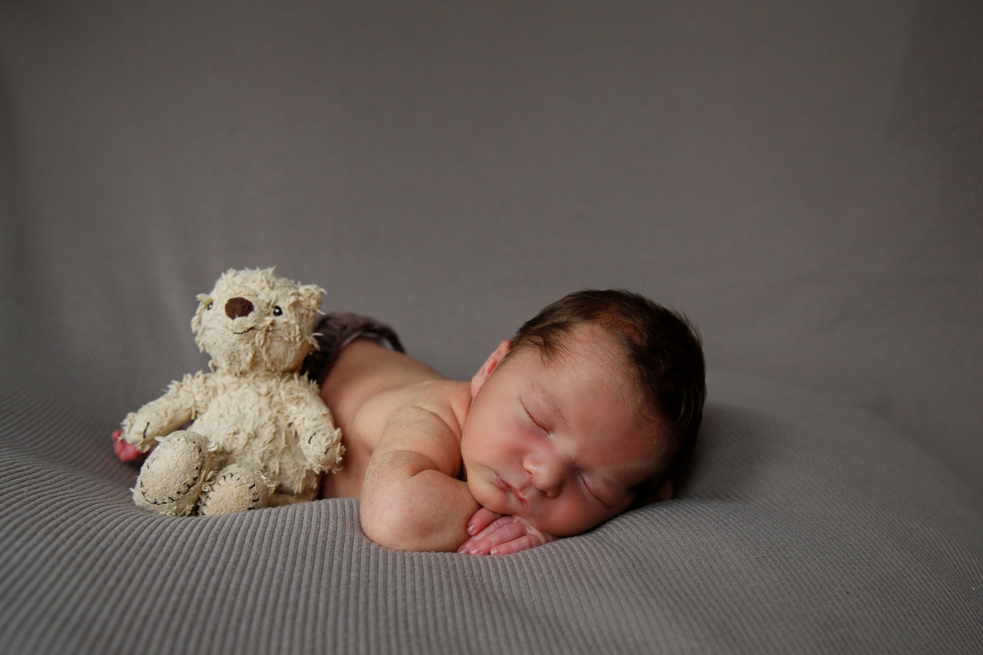 newborn-photography-berkshire-hampshire-50.jpg