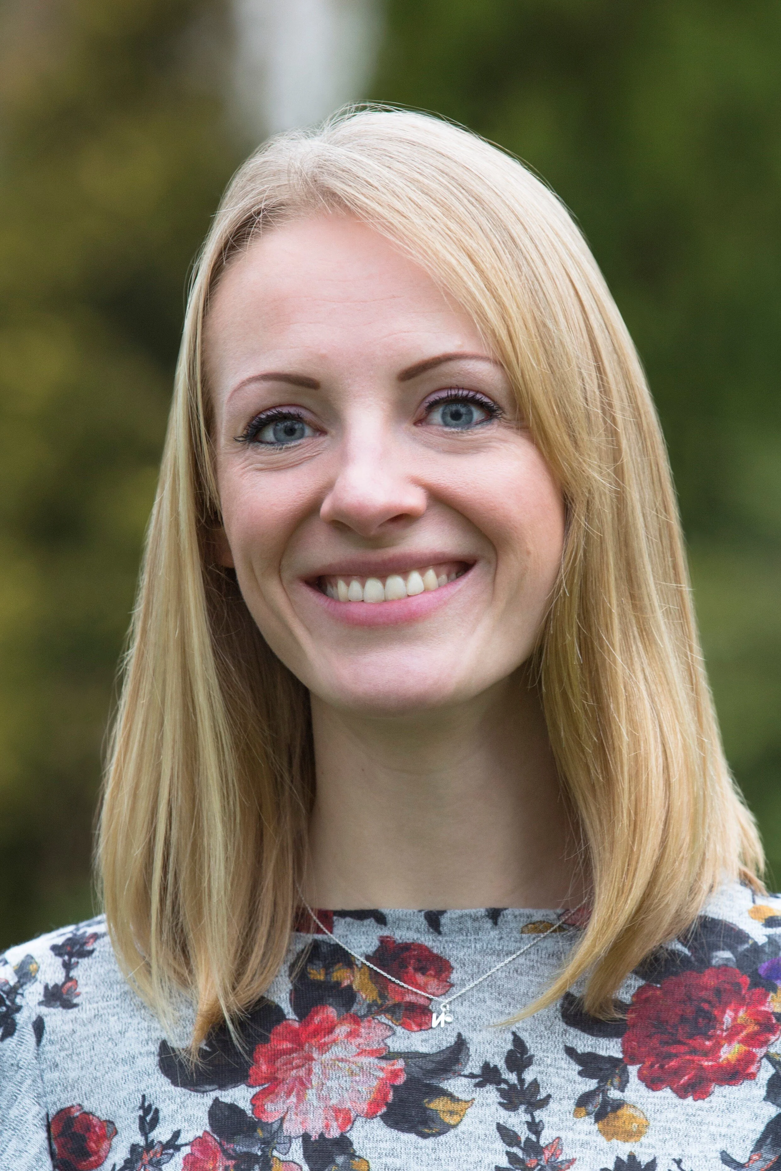 Inspiring Mumprenuer&nbsp;Series | Sarah Collison | Hypnobirthing Instructor | birth trauma recovery therapist