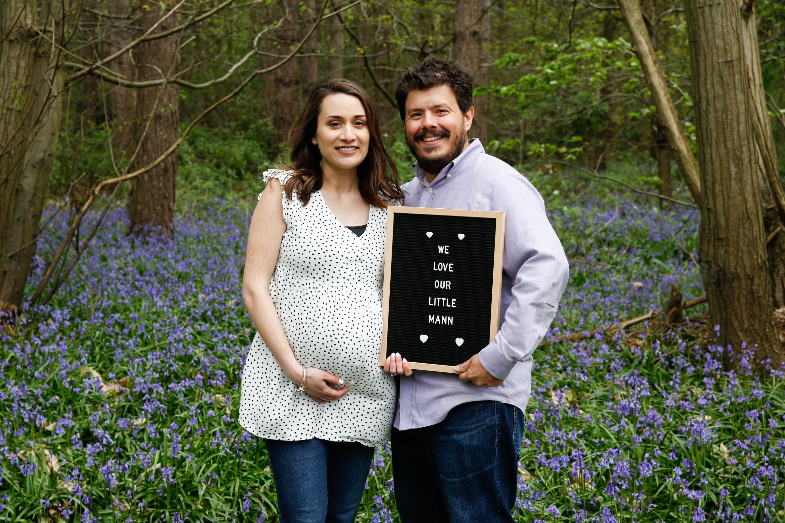 Maternity photo shoot in Berkshire | Bluebell pregnancy photos with Sarah & Bob100 choice .JPG