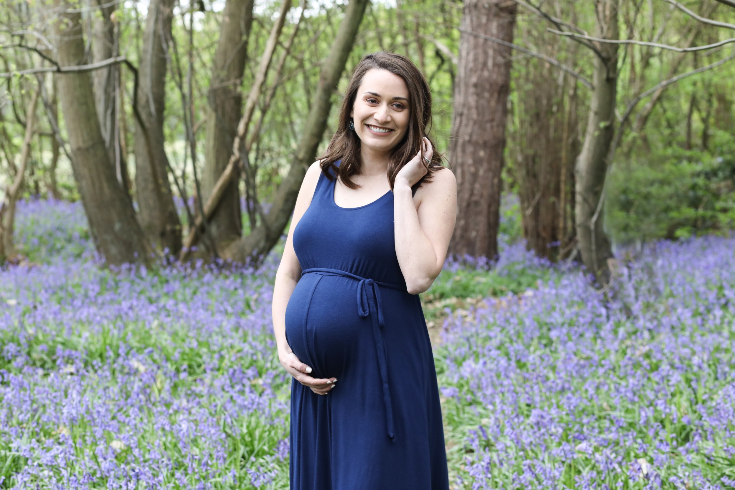 Maternity photo shoot in Berkshire | Bluebell pregnancy photos with Sarah & Bob114 choice .JPG