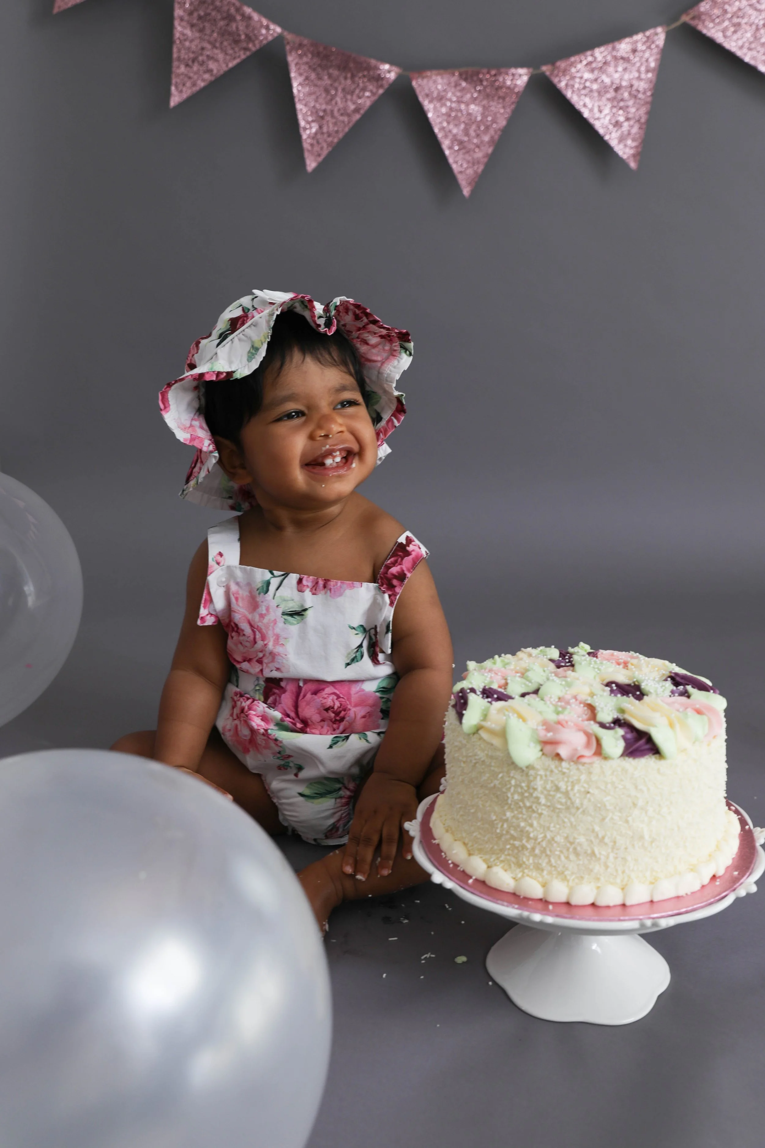 What is a cake smash?