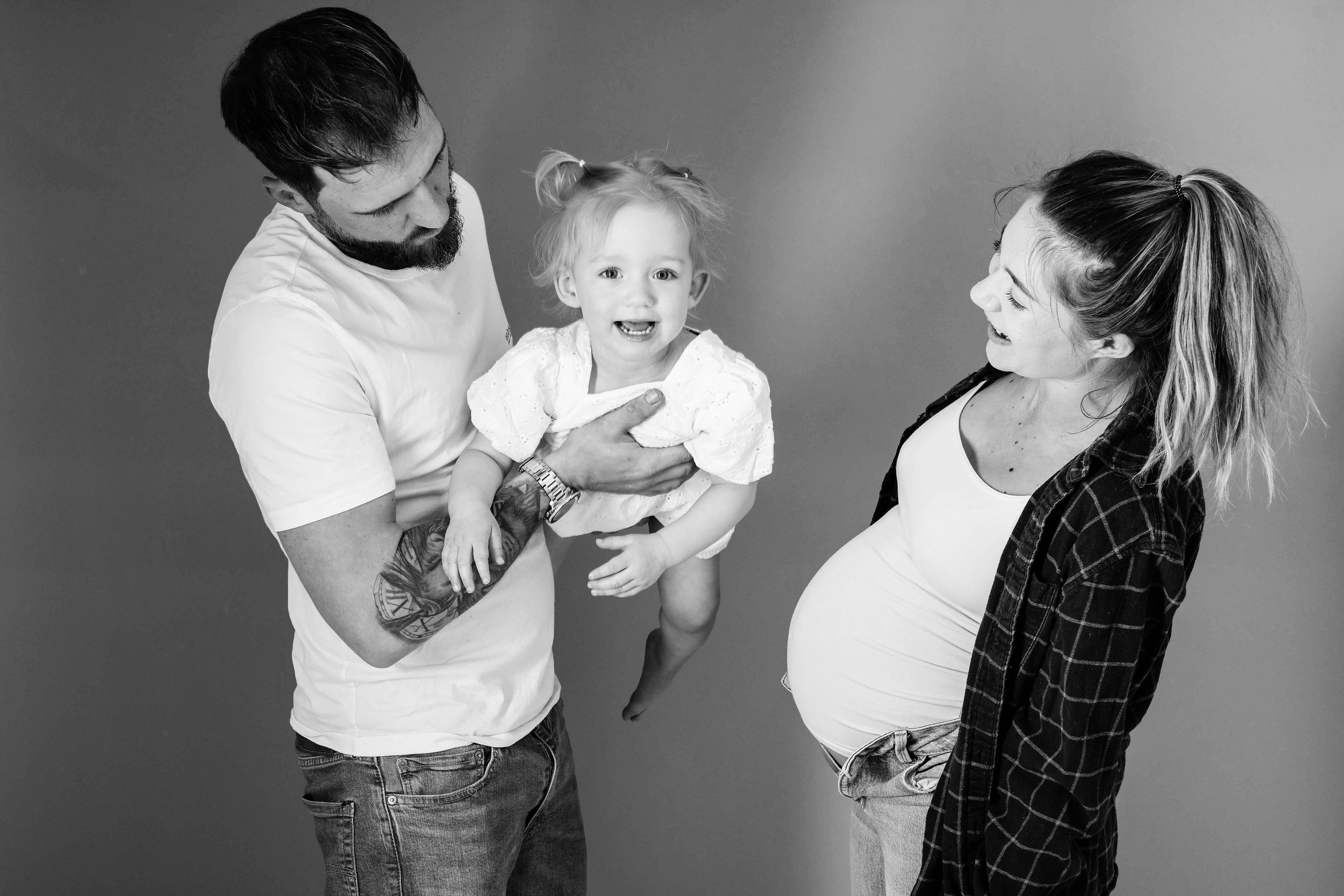 Studio maternity photoshoot 16.JPG