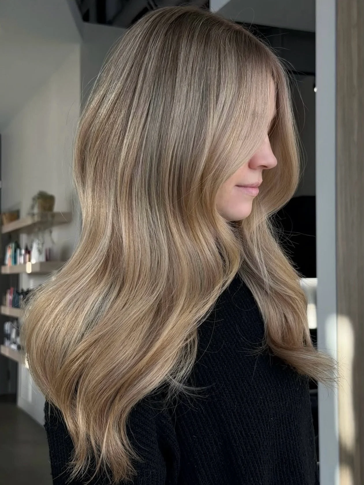 The reason we love a lowlight? 
It gives your blonde a backdrop to shine brighter against ✨

Yyc salon | yyc hairstylist | yyc women | yyc beauty | yyc hair | yyc balayage | yyc girls | hair Calgary | YYC blonde