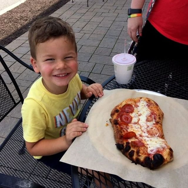 Remember, KIDS EAT FREE every Sunday! Offer available for children 12 and under, 1 purchasing adult per child. (Smiles guaranteed.) 📸 Photo by Renee P. on Yelp