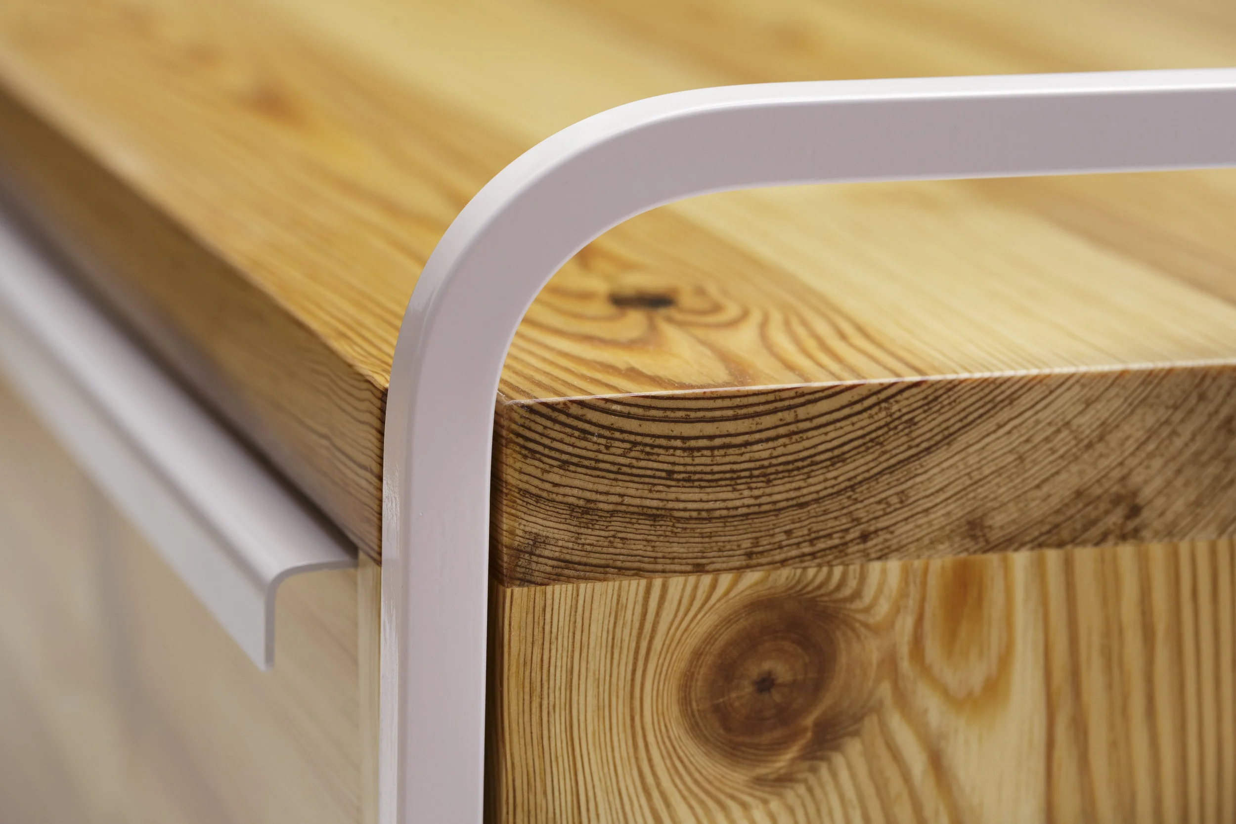 summer media console