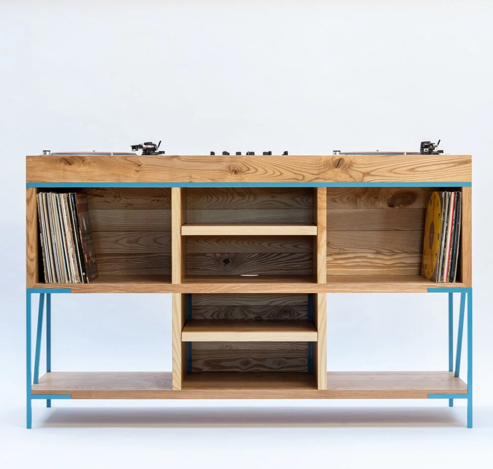 0022-Zak_Rose-Shelving_Shoot-Joe_Tighe+copy.jpg