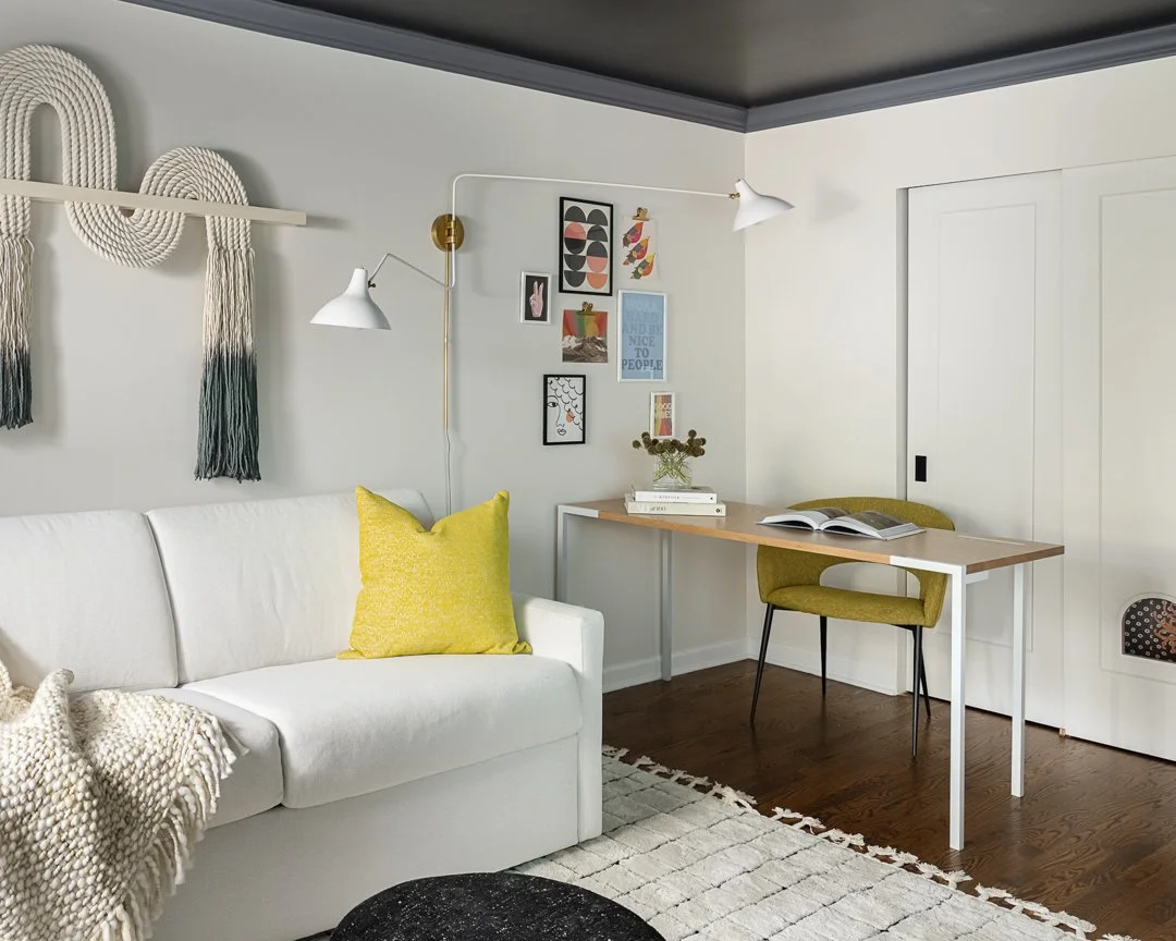 corner post desk-4.jpg