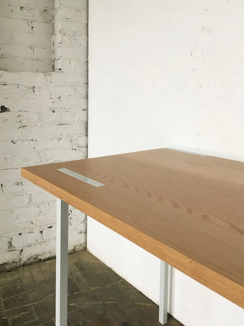 corner post desk-1.jpg