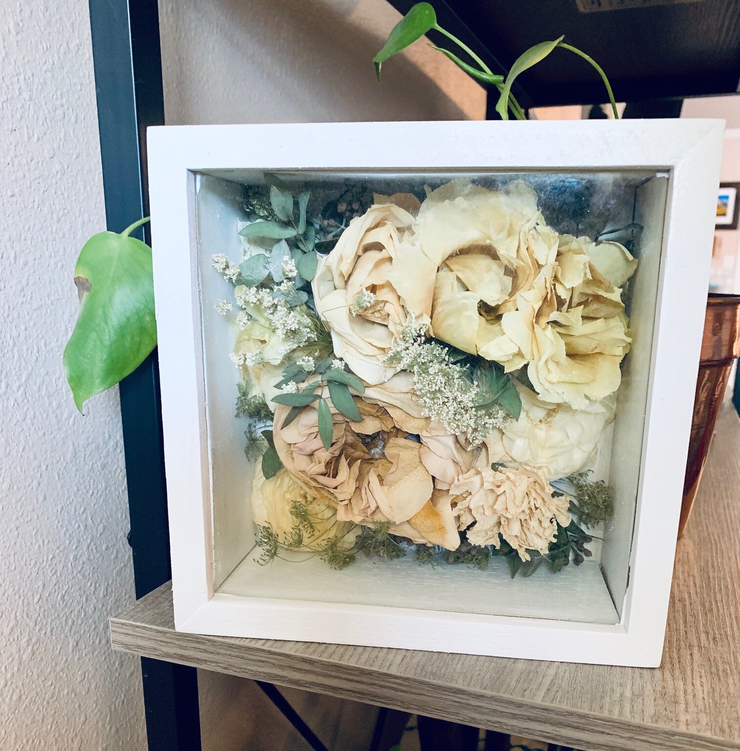 built a frame, dried, and preserved my friends bridal bouquet : r